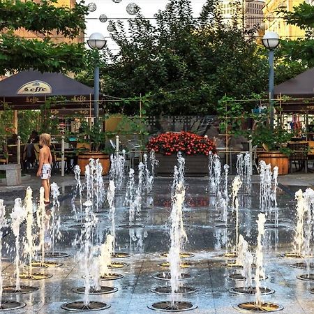 Апартаменти В Самому Центрі З Реальними Фото И Цінами Dniepropietrowsk Zewnętrze zdjęcie